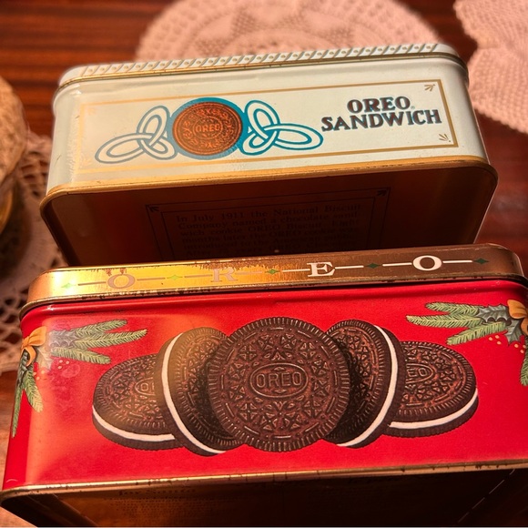 Vintage OREO Collector Cookie Tins 1986 1992 - Picture 8 of 9